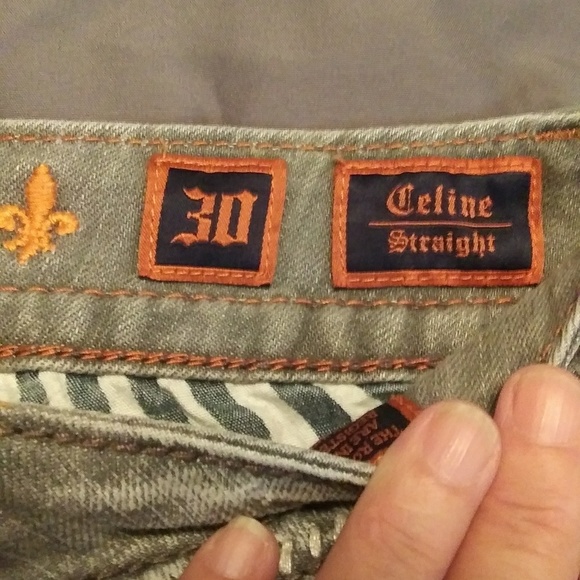 Rock Revival Destressed Jeans - Picture 5 of 12